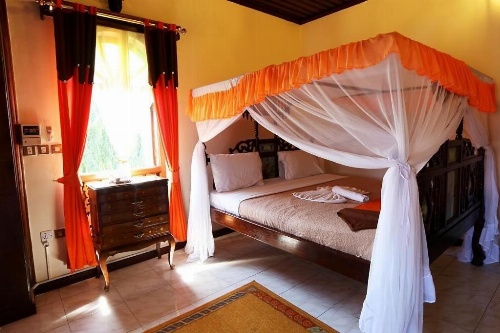Tausi Palace Hotel image 1