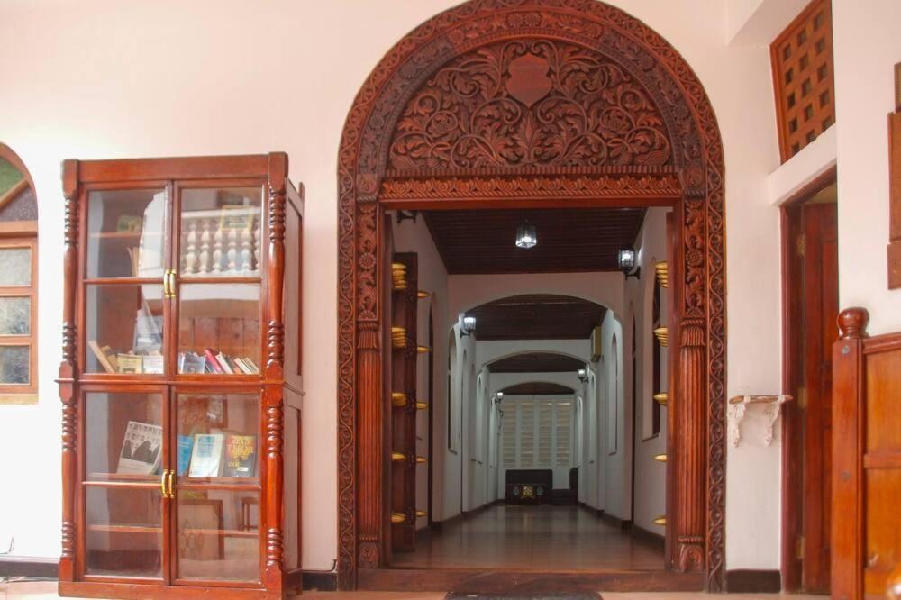 Tausi Palace Hotel Image 38